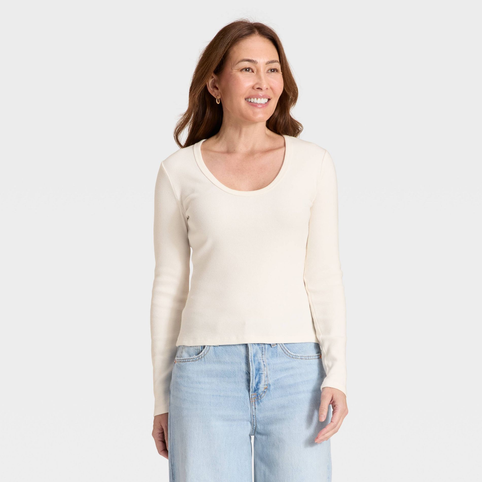 Women's Slim Fit Long Sleeve Scoop Neck Ribbed T-Shirt - Universal Thread™ Cream S