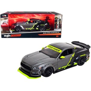 2015 Ford Mustang GT 5.0 Gray Metallic and Black with Graphics "Modern Muscle" Series 1/18 Diecast Model Car by Maisto - 1 of 4