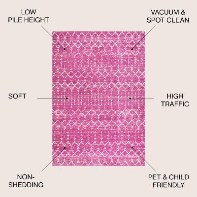 Fuchsia Ivory Trellis 5' x 8' Reversible Washable Rug