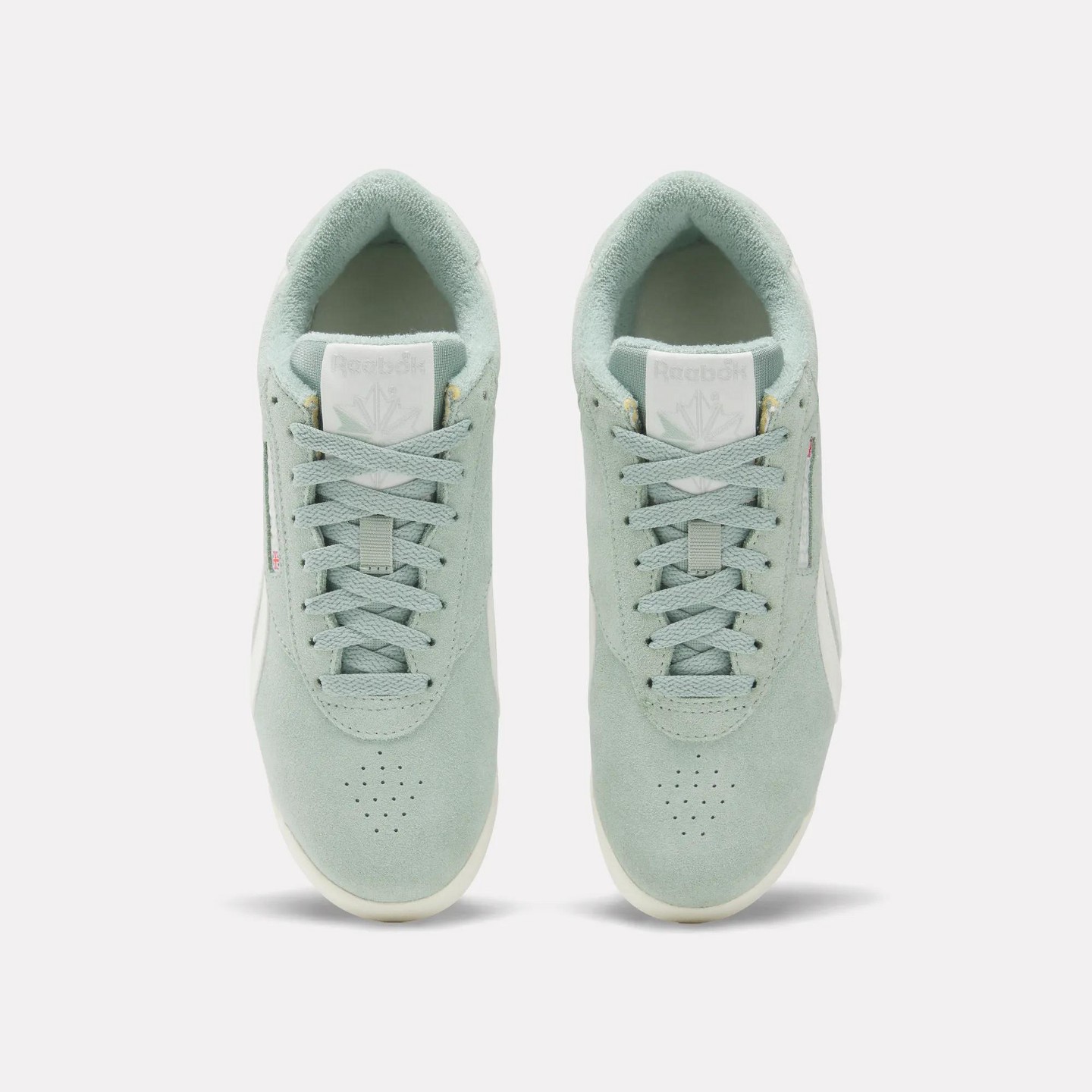 Женские кроссовки Reebok Freestyle Lo Shoes Size 7 Hybrid Green/Chalk/Chalk, цвет: Зелёный — фото 2
