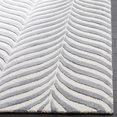 Ivory and Grey Hand-Tufted Wool 4' x 6' Area Rug