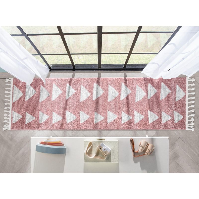 Well Woven Tango Geometric Triangle Stain-resistant Area Rug, 4 of 10