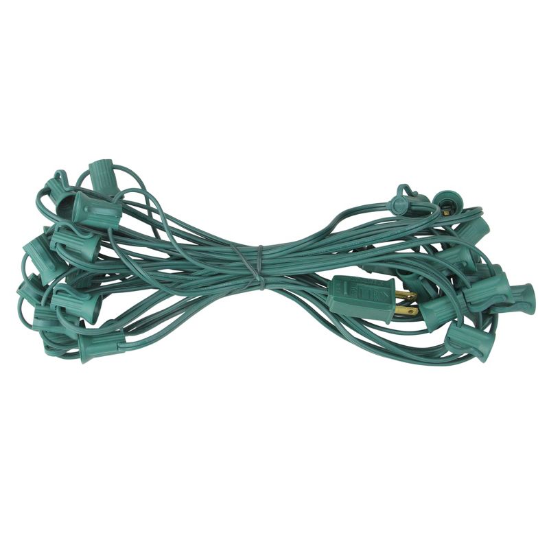 Northlight 25' Green C7 Christmas Light Socket Set with 18 Gauge Green Wire, 1 of 3