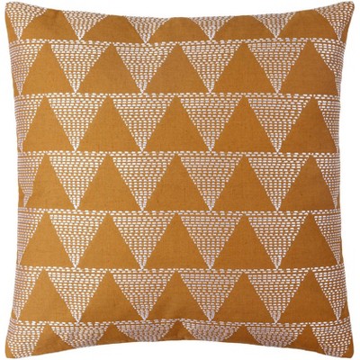 Mark & Day Delontae Traditional Throw Pillow