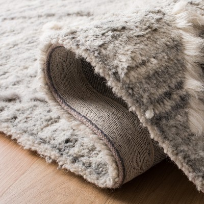 Luxurious Hand-Tufted Wool Shag Rug in Soft Gray, 8' x 10'