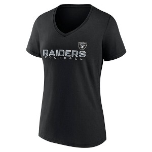 NFL Las Vegas Raiders Women's Short Sleeve V-Neck Plus Size T-Shirt - 1 of 3