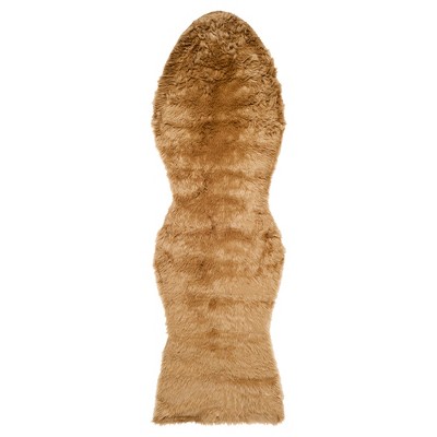 2'6"x8' Runner Haven Fau Sheepskin Camel - Safavieh