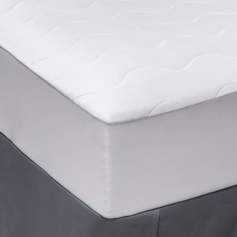 Machine Washable Cooling Waterproof Quilted Mattress Pad - Room Essentials™ - image 1 of 3