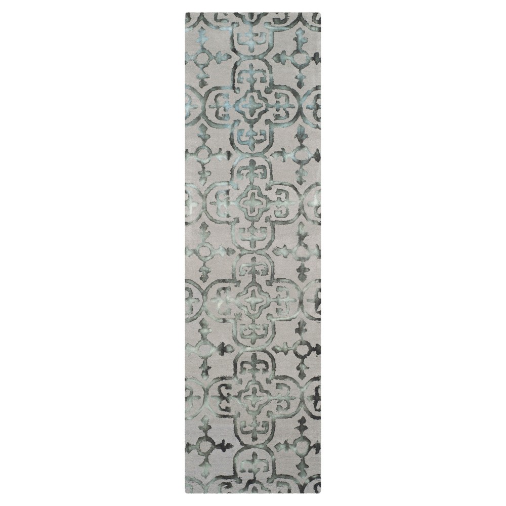 2'3inx10' Runner Bardaric Area Rug - Gray/Charcoal - Safavieh