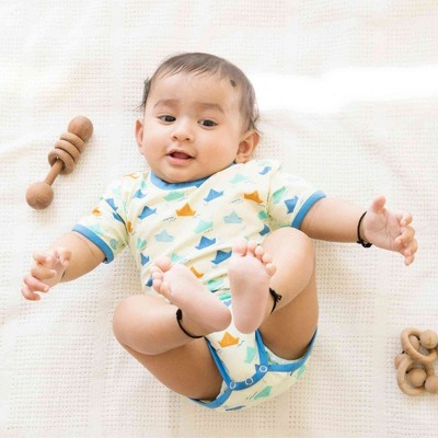 Ola! Otter Half Sleeves Bodysuit - Paper Boat-White