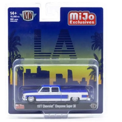 M2 Machines 1977 Chevvrolet Cheyenne Super 30 LA Dually Squarebody Limited Edition