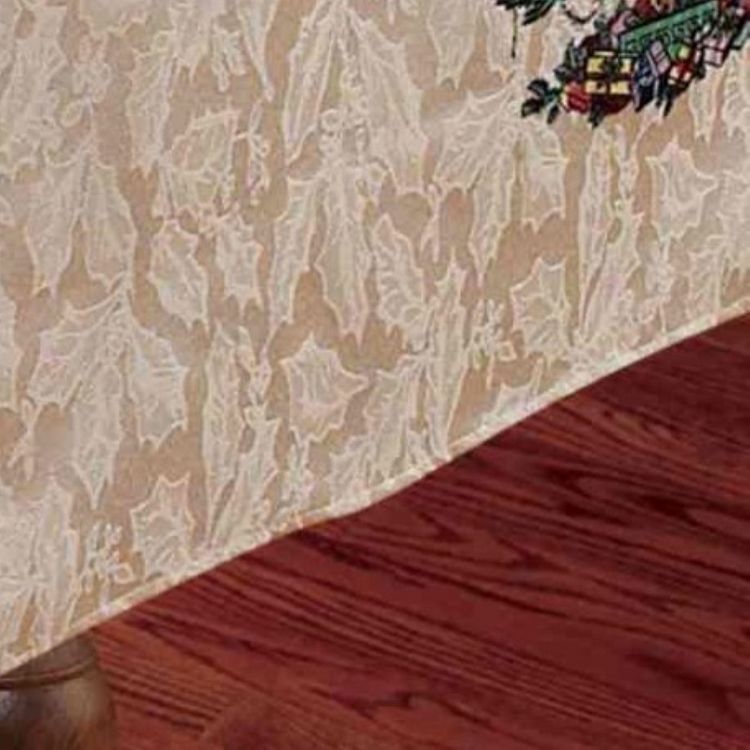 Spode� Christmas Tree 52" x 70" Tablecloth, 3 of 3