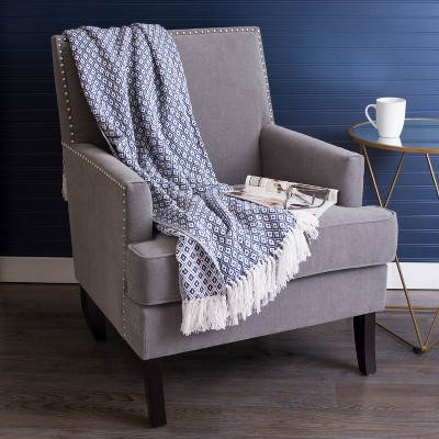 Condition photo showing New/Like New for design imports nautical blue mini diamond throw