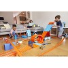 Hot Wheels Race Crate with 3 Stunts in 1 Set, 8+ feet of Race track, Includes 2 Hot Wheels cars, Portable Storage, Gift Set Ages 6 to 10,‎ GKT87 - 2 of 4