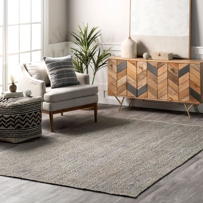 Gray 4' x 6' Hand Woven Jute Farmhouse Area Rug