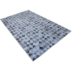 Walk on Me Faux Cowhide Diamonds in the Rough Loomed Area Rug - 1 of 4