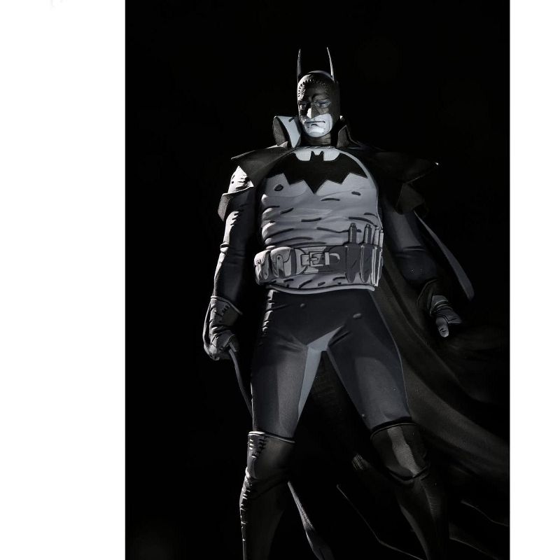 Mcfarlane Toys DC Direct 1:10 Gotham by Gaslight Batman Statue By Mike Mignola, 4 of 5