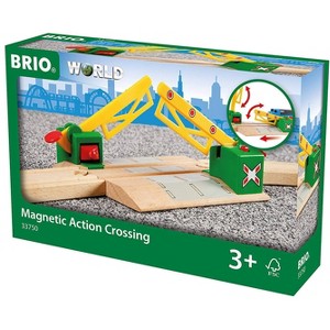 BRIO Magnetic Action Crossing (for Railway) 33750 - 1 of 1