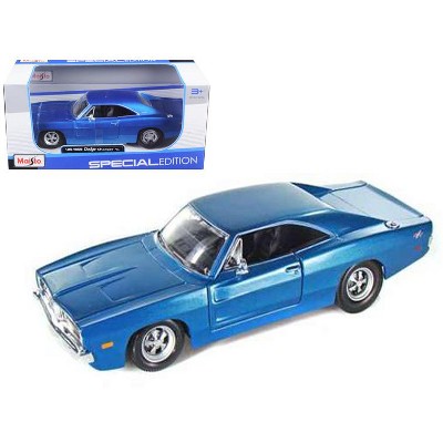 1969 Dodge Charger R/T Hemi Blue 1/25 Diecast Model Car by Maisto