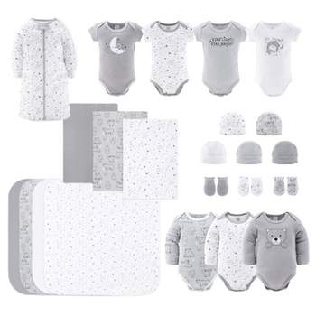 The Peanutshell Celestial Bears 23-Piece Clothing Layette Gift Set in Grey/White 0-3 months