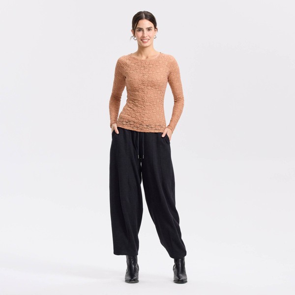 Top de encaje forrado para mujer - Universal Thread™ 3