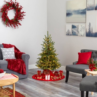 HomeStock  Neo-Classical Nostalgia 4Ft. North Carolina Spruce Artificial Christmas Tree With 100 Clear Lights And 207 Bendable Branches
