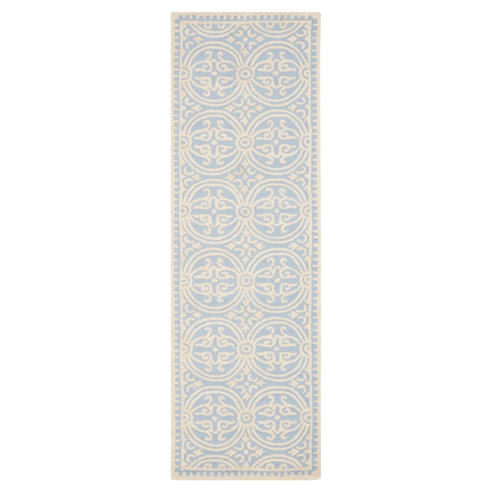 Light Blue/Ivory Geometric Tufted Runner 2'6inx10'