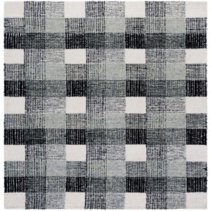 Genre GRE702 Hand Tufted Indoor Rugs - Safavieh - 1 of 4
