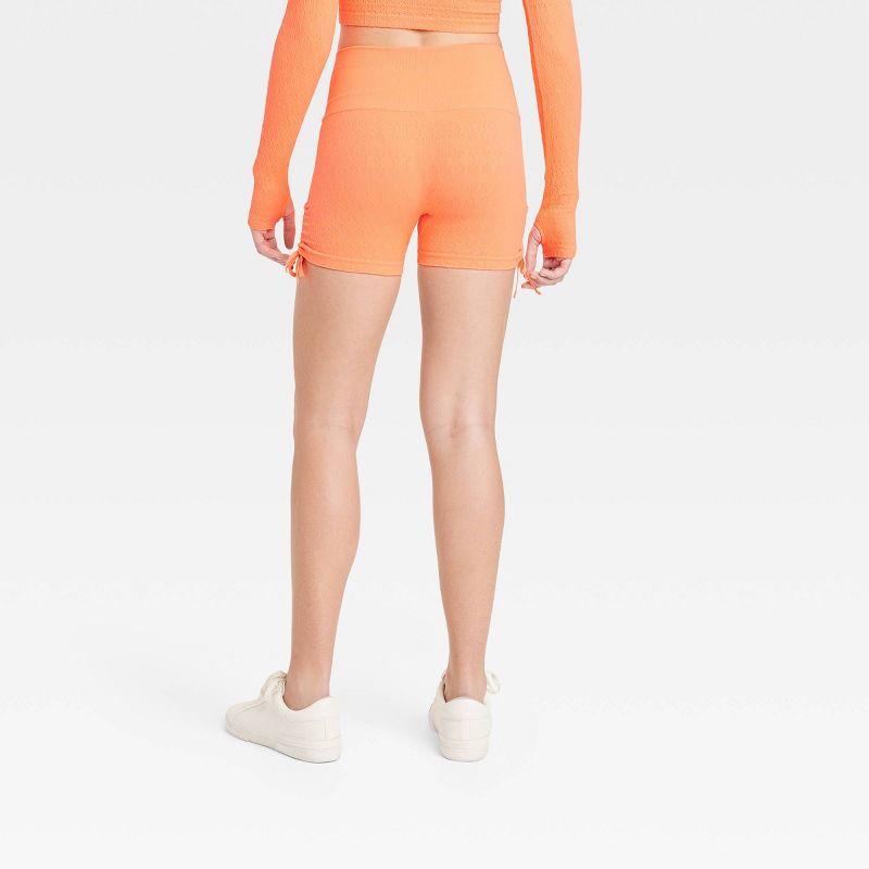 Women's Side Cinch Seamless Bike Shorts 2" - JoyLab™, 2 of 5