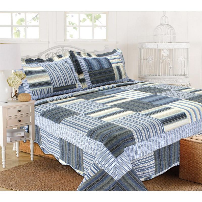 J&V TEXTILES Blue Traditional Printed Reversible Premium Quilt Sets (2-or3-Piece), 1 of 4