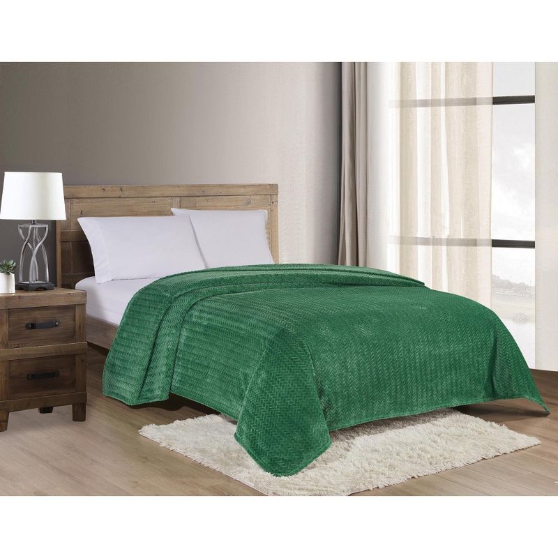 Plazatex Chevron Reversible and Comfortable Braided Oversized Plush All Season Blanket, Queen, Green, 1 of 4