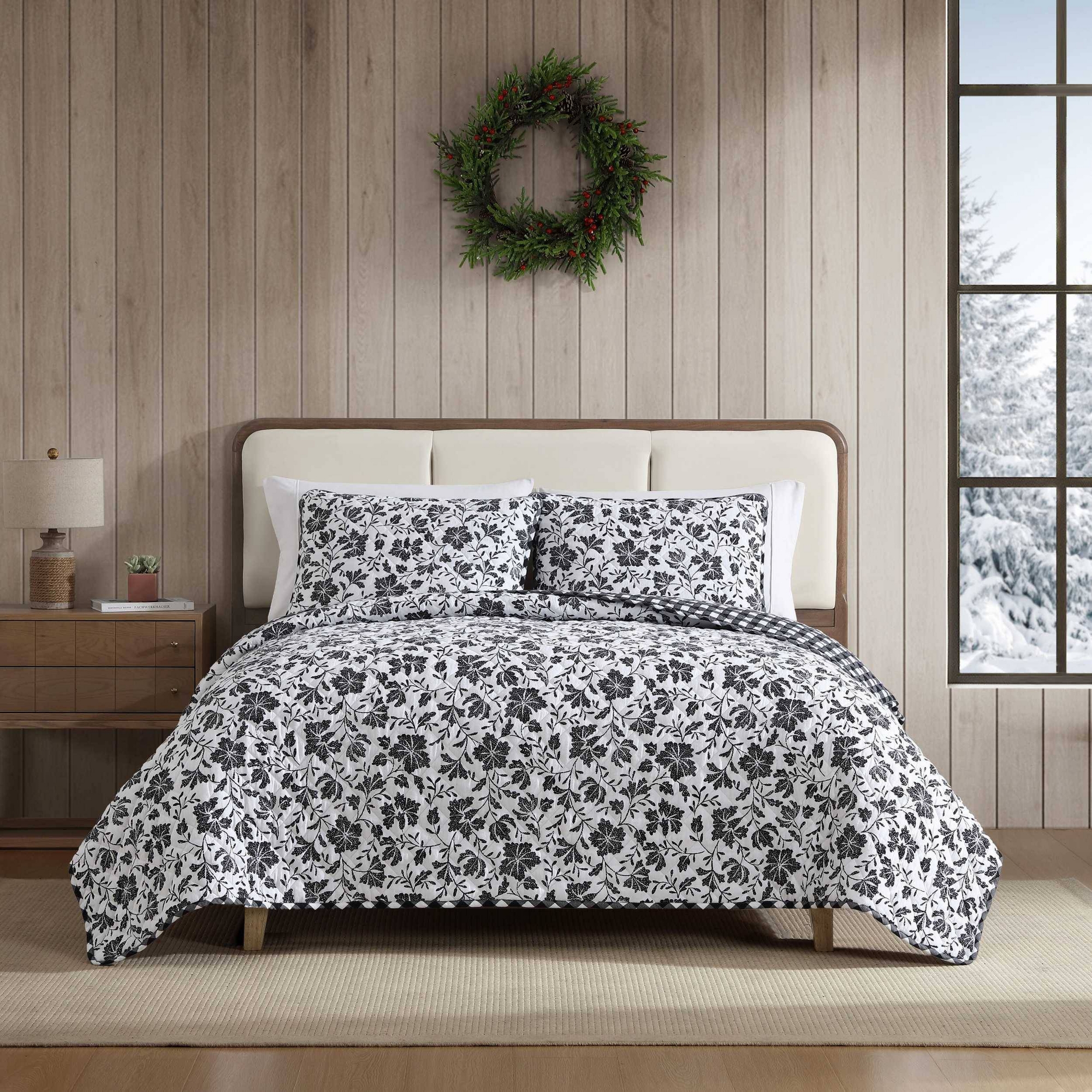 Eddie Bauer 3pc Full/Queen Woodblock Floral Quilt Bedding Set Black