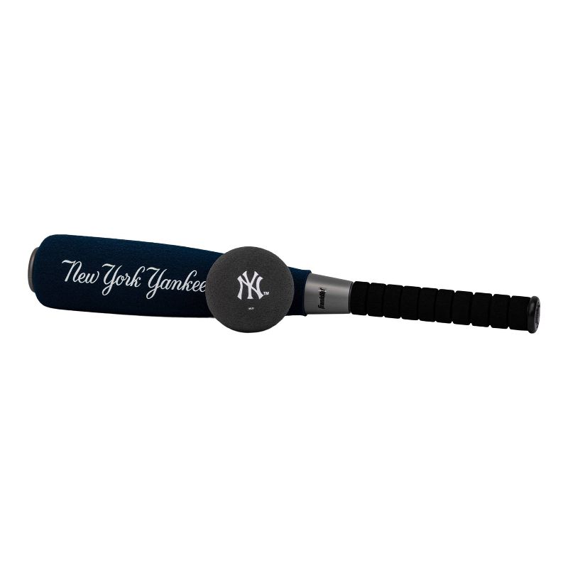 MLB New York Yankees Franklin Sports 21&#34; Jumbo Foam Bat &#38; Ball Set, 4 of 5