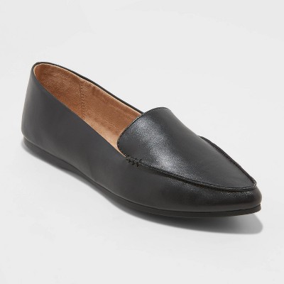 target black non slip shoes