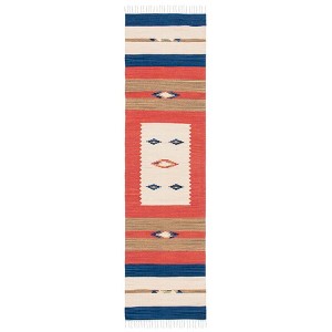 Montauk MTK552 Hand Woven Indoor Rugs - Safavieh - 1 of 4