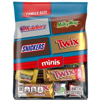 Mars Fun Size Variety Pack Minis Size Candy Bars 3 Musketeers, Milky Ways, Snickers, Twix, 13.72 oz
