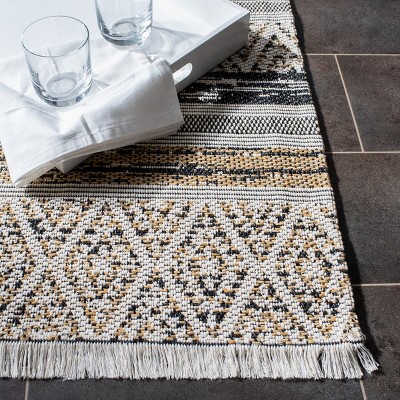 Ivory Geometric Flatweave Synthetic Rug - Easy Care 5'x7'