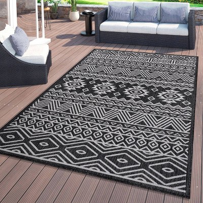 Black Geometric Flat Woven 8' x 10' Indoor/Outdoor Rug