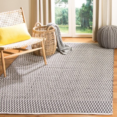 Ivory and Black Geometric Cotton 3' x 5' Area Rug