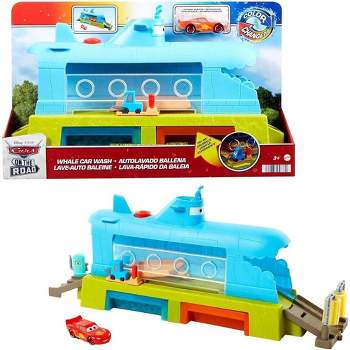 Disney and Pixar Cars Submarine Car Wash Playset with Color-Change Lightning McQueen Toy Car