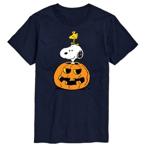 Men's - Peanuts - Snoopy Woodstock Pumpkin Short Sleeve Graphic T-Shirt - 1 of 4