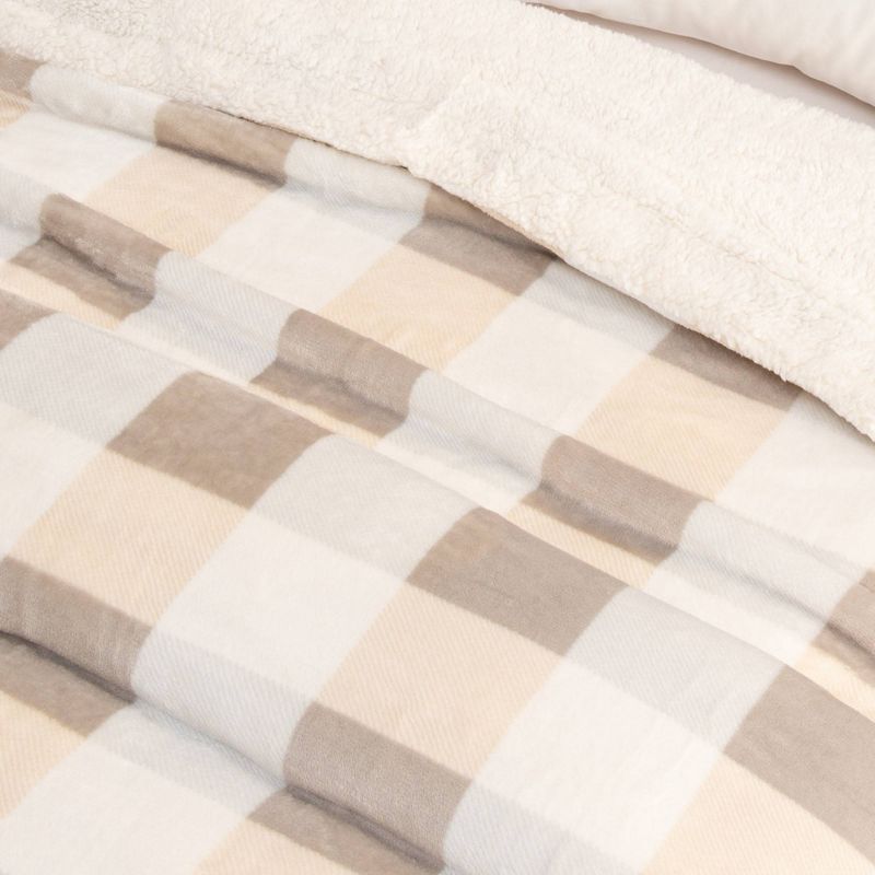 Cozy Buffalo Check Plush with Shearling Reverse Bed Blanket - Isla Jade, 4 of 8