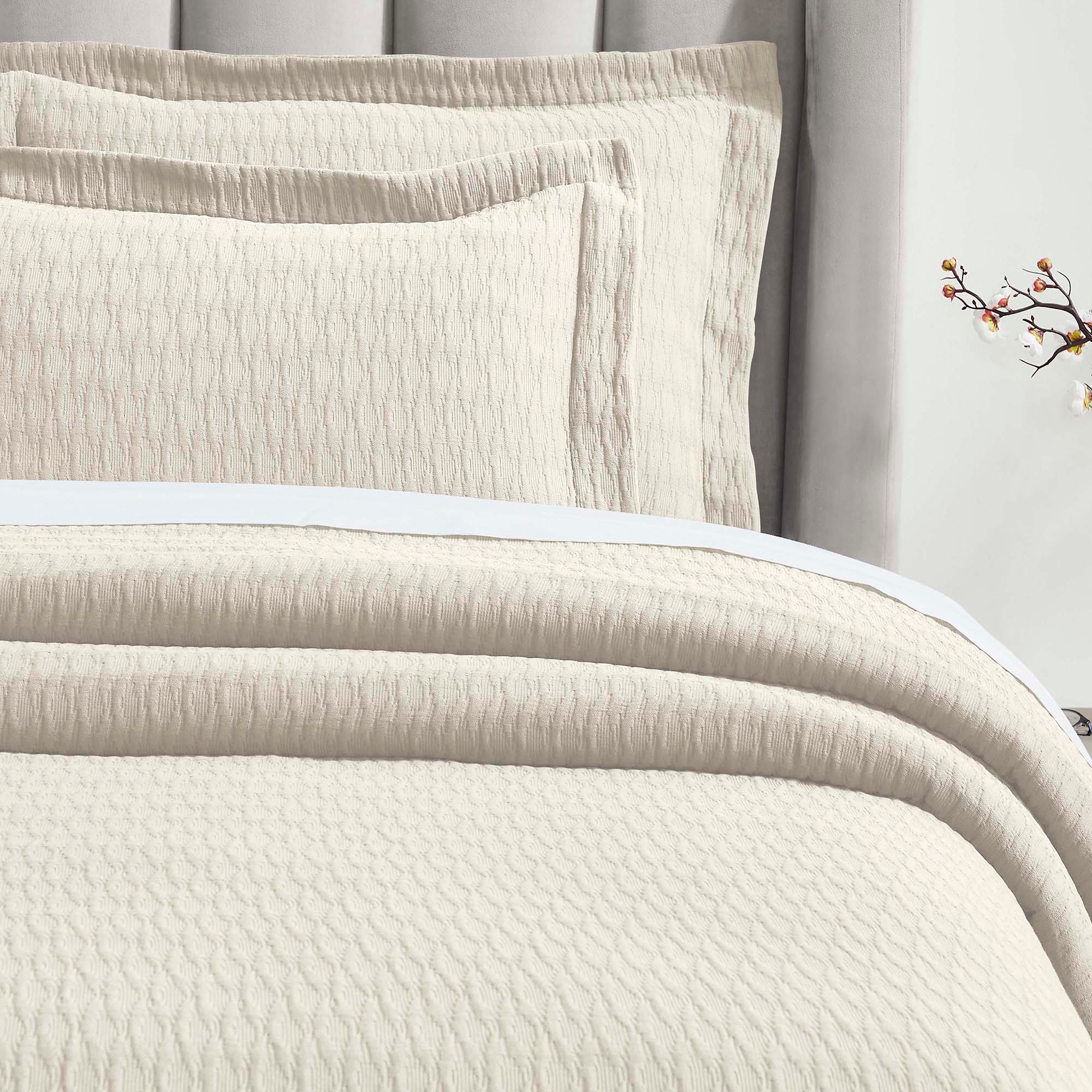 100% Cotton Bedspread Set Matelasse Weave Diamond Lattice, Queen, Ivory - Blue Nile Mills