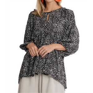 Women's Babydoll Keyhole Blouse - umgee - 1 of 4