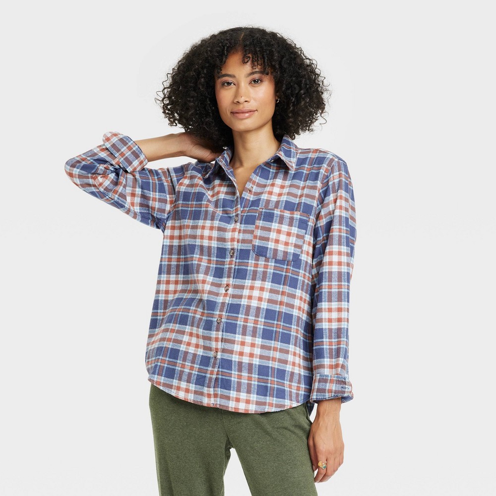 Women's Relaxed Fit Long Sleeve Flannel Button-Down Shirt - Universal Thread Blue Plaid XL