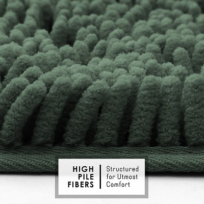 Hunter Green Chenille Bath Rug with Non-Slip Backing, 26x44