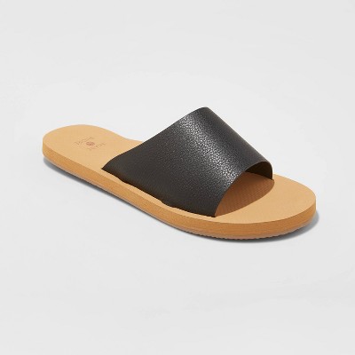 target shade and shore sandals