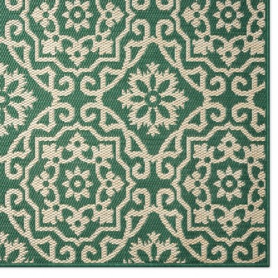 Danica 6' x 9' Green/Beige Geometric Synthetic Area Rug