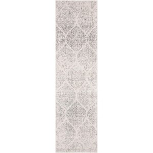 Madison MAD604 Power Loomed Indoor Rug - Safavieh - 1 of 4