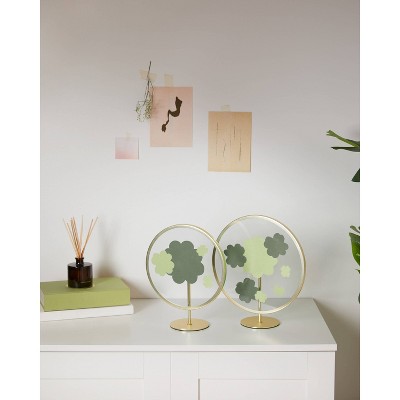 Matte Brass Circular Floating Picture Frame